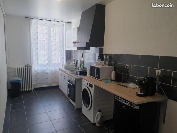 Appartement T2 Courte Duree Coup De Coeur Toute A 5 Minutes 생테티엔 외부 사진